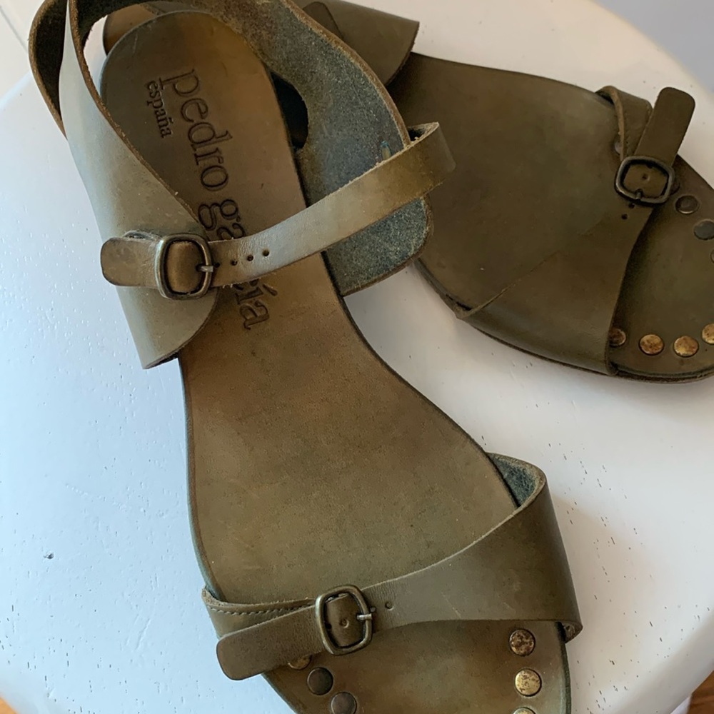 Pedro Garcia Olive Sandals Size 38 1/2